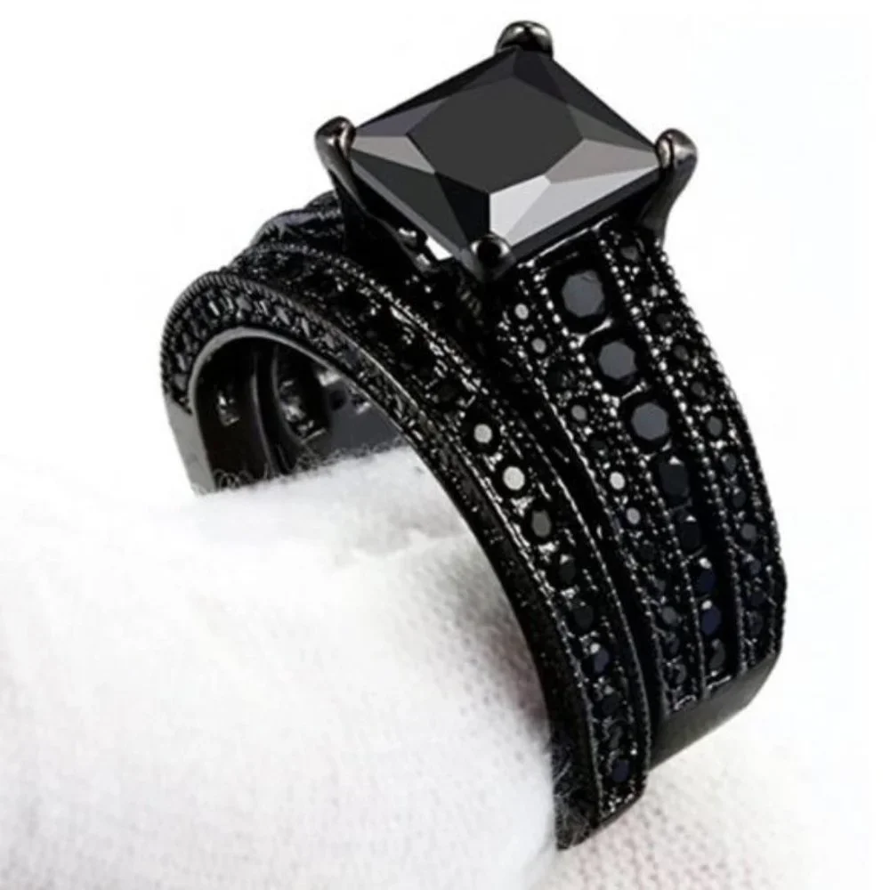 PRINCESS CUT BLACK SAPPHIRE 925 SILVER RING, CUTE RING, SHINY RING. - Picture 4 of 6